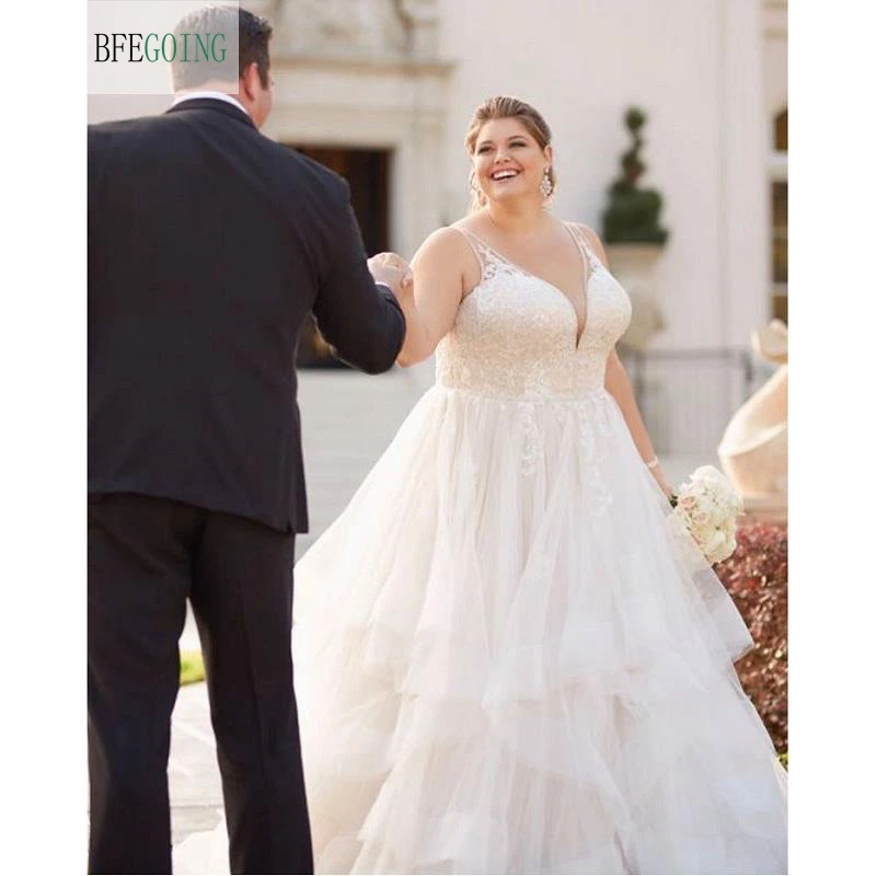 Платье Свадебное ТРАПЕЦИЕВИДНОЕ с V образным вырезом без рукавов на бретелях