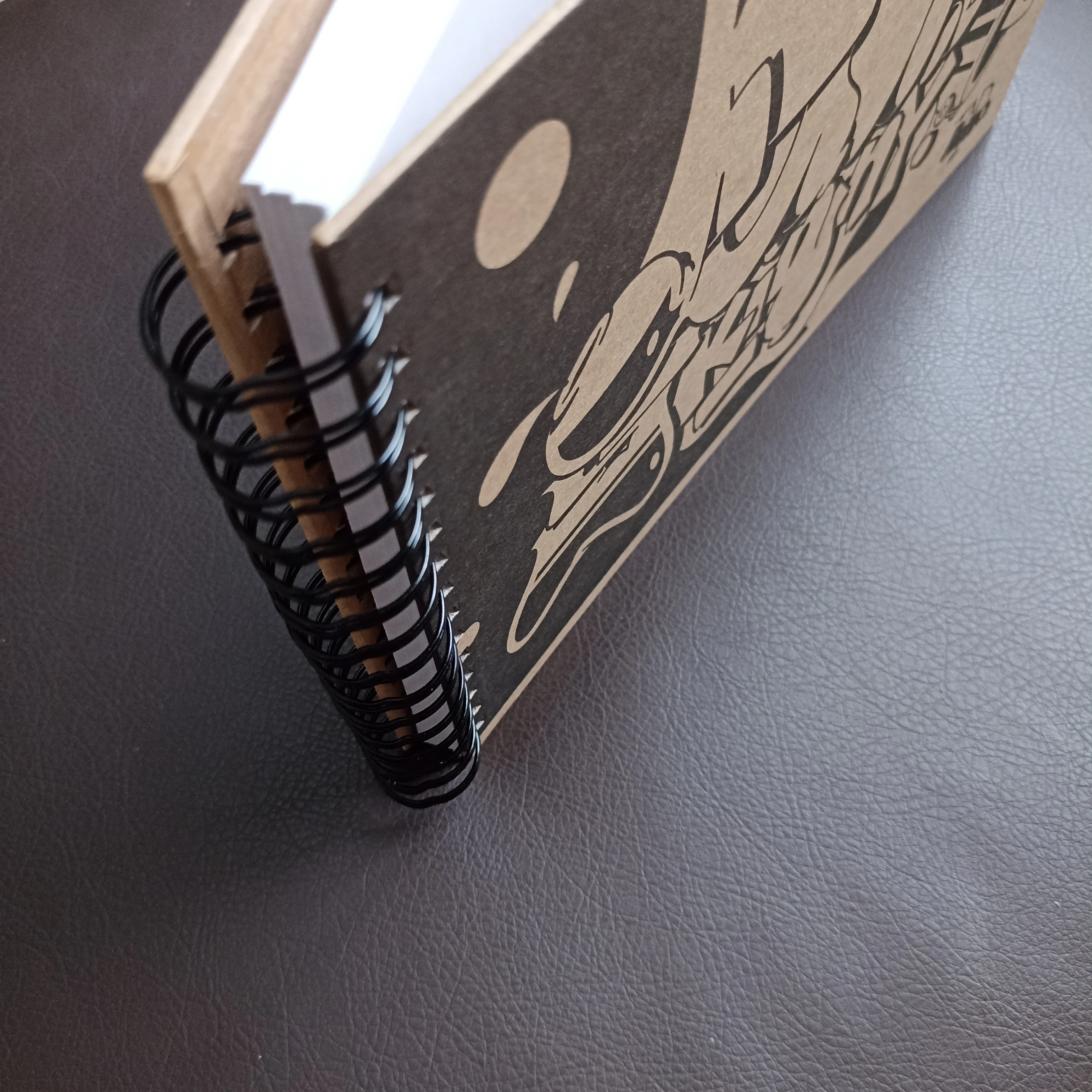 Блокнот для рисования 60 листов Скетчбук на спирали. Формат А5 A4 |