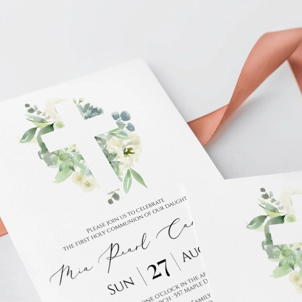 Персонализированные пригласительные карточки на Первое Причастие для мальчиков и девочек.