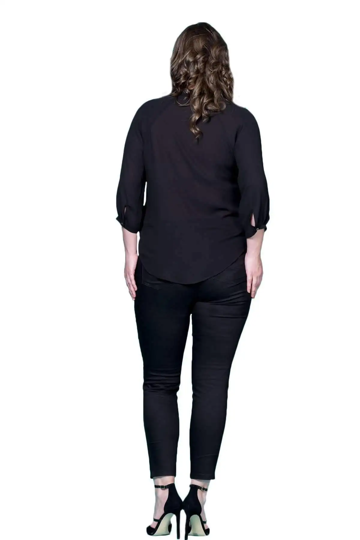 Рисунок 4 - Блузка на молнии с круглым вырезом