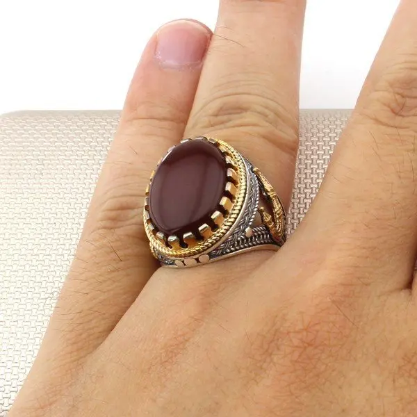 Красное овальное мужское серебряное кольцо из Йемена с драгоценным камнем