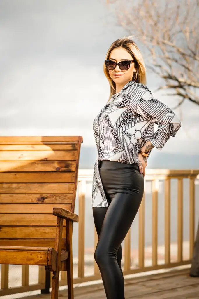

Striped Shirt-Comfortable and Stylish Shirt-Special Design Women 'S Shirt