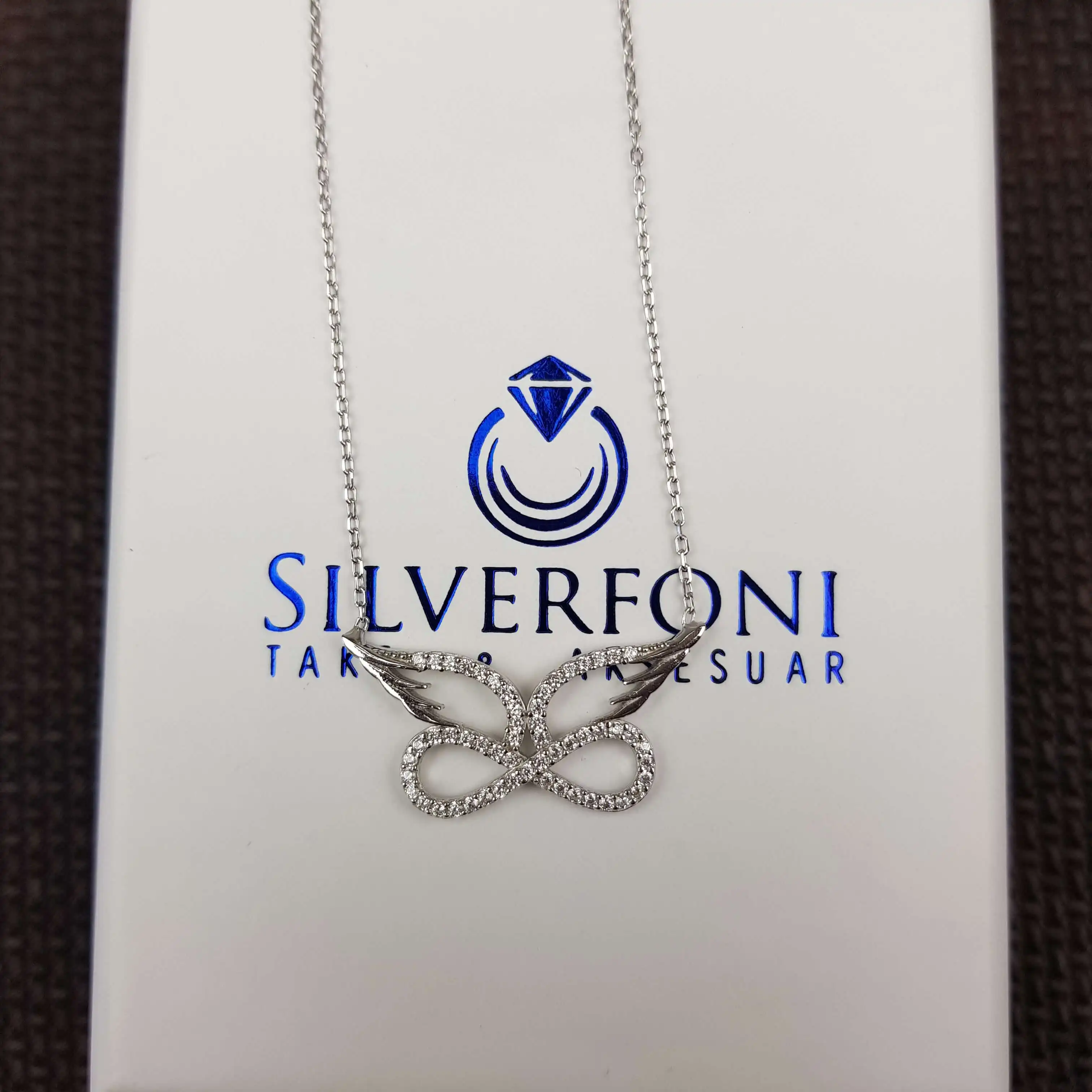 Collier ailes d'ange en argent Sterling 925 pour femmes, pendentif en pierre de Zircon Infinity, cadeau d'anniversaire, chaîne élégante et Cool de luxe