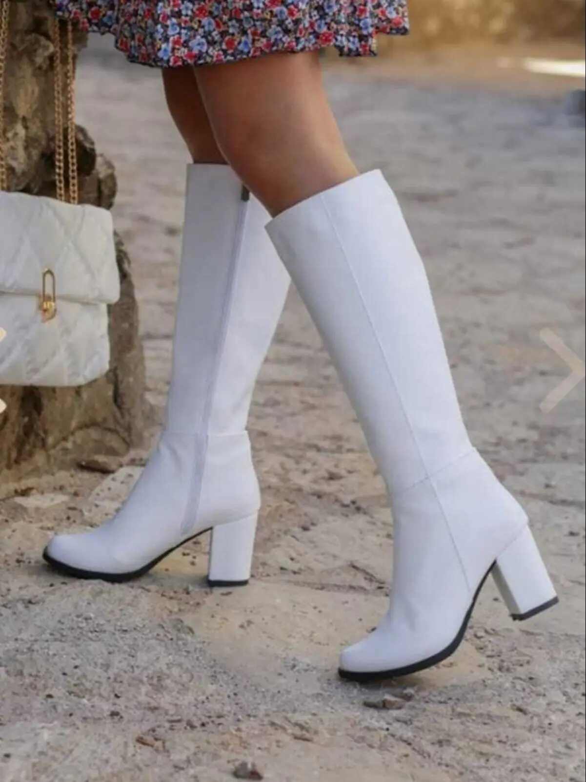 

Женские теплые ботинки из бычьей кожи на высоком толстом каблуке, пикантные туфли на высоком квадратном каблуке, новая модная обувь в стиле ...