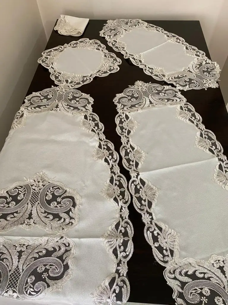 

Lux 5 Parça Salon Takımı