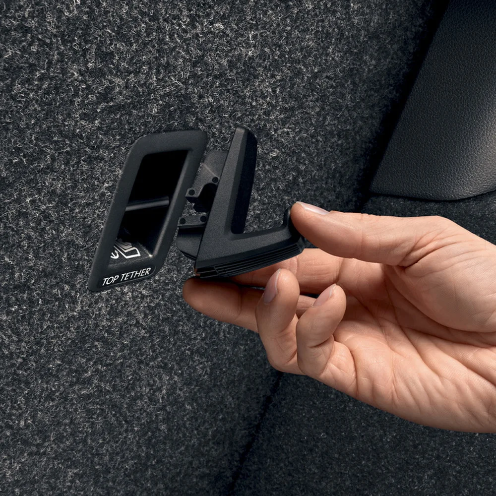 Оригинальный багажный Крючок VAG SKODA VW Крюк Чёрный в багажное отделение Isofix для