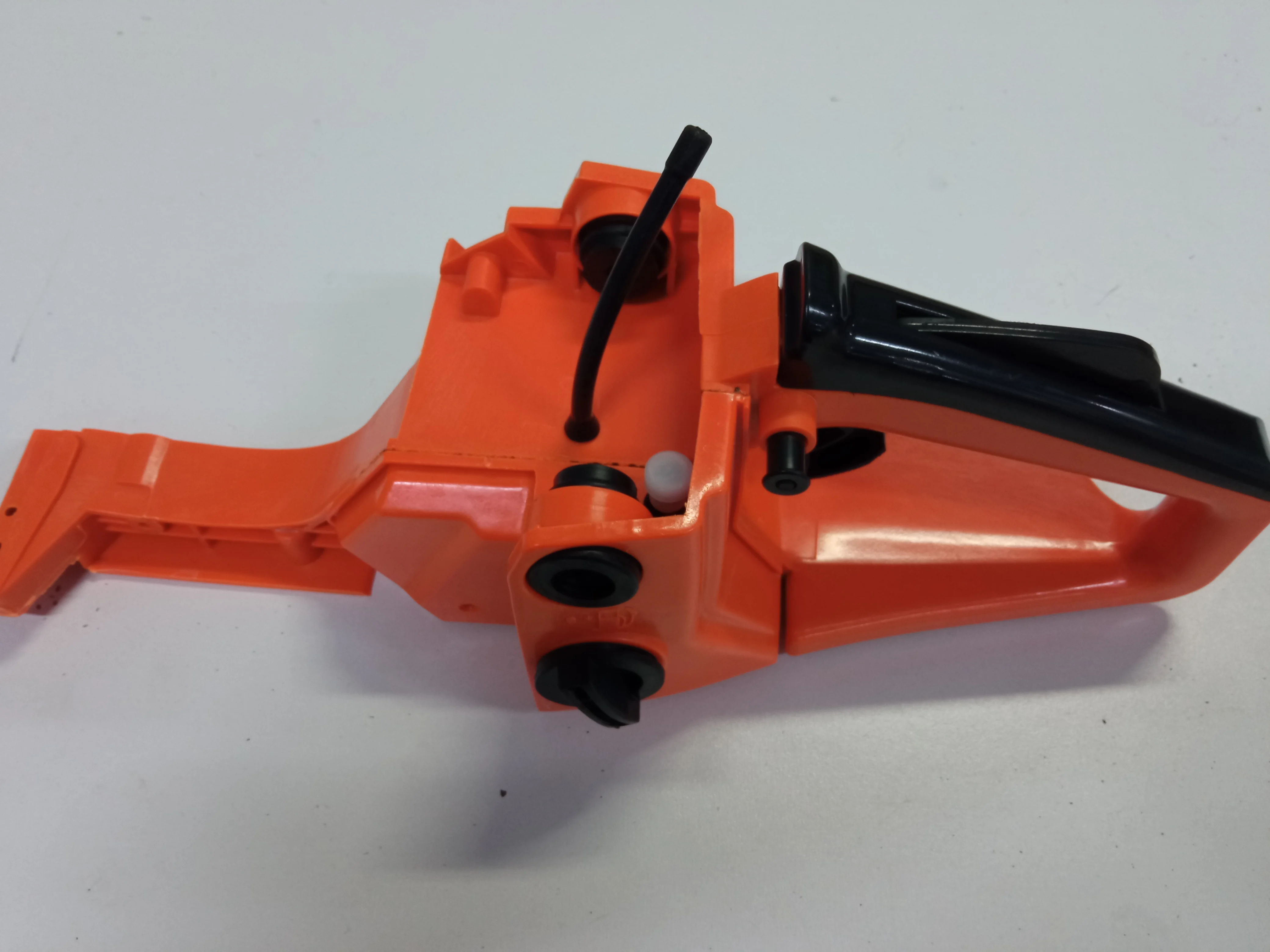 Рукоятка задняя (бензобак) в сборе для бензопил КНР 45/52сс (без праймера под