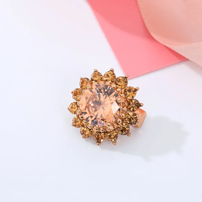 Цветная хрустальная брошь в виде снежинки изысканная Брошь со стразами