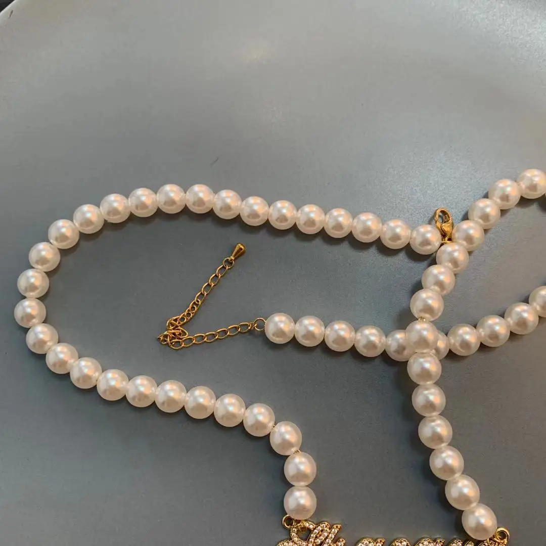 

Personalized Letter Customized Name DIY Artical Font Fashion Stainless Steel Pearl Necklace Plate Gift For Temperament Women