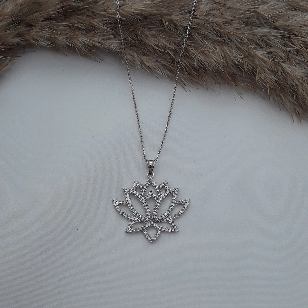 

925 Silver Gift New Ladıes Pendant Stylish Necklace Lotus Flower Present Accessory Trendy for Women Turkish Jewelry