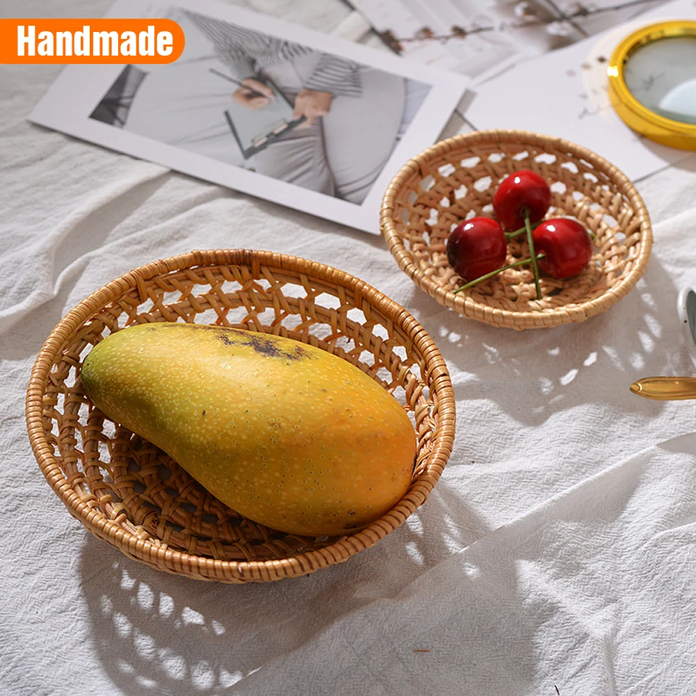 

Handmade Hollow Storage Tray Rattan Weaving Durable Fruit Basket Snacks Food Sundries Storage Basin for Kitchen Living Room