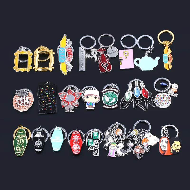 Классические брелоки для ТВ сериала Брелоки ключей с подвесками друзей странных