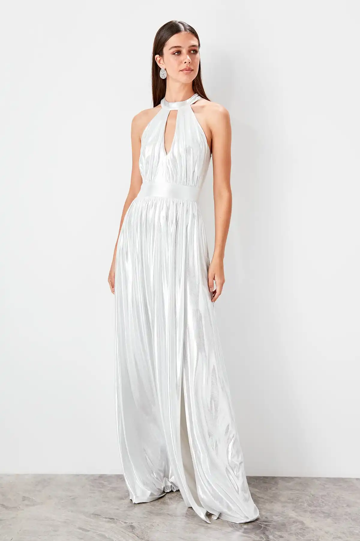 Trendyol вечернее платье с бретелькой на шее TPRSS19BB0565 | Свадьбы и торжества