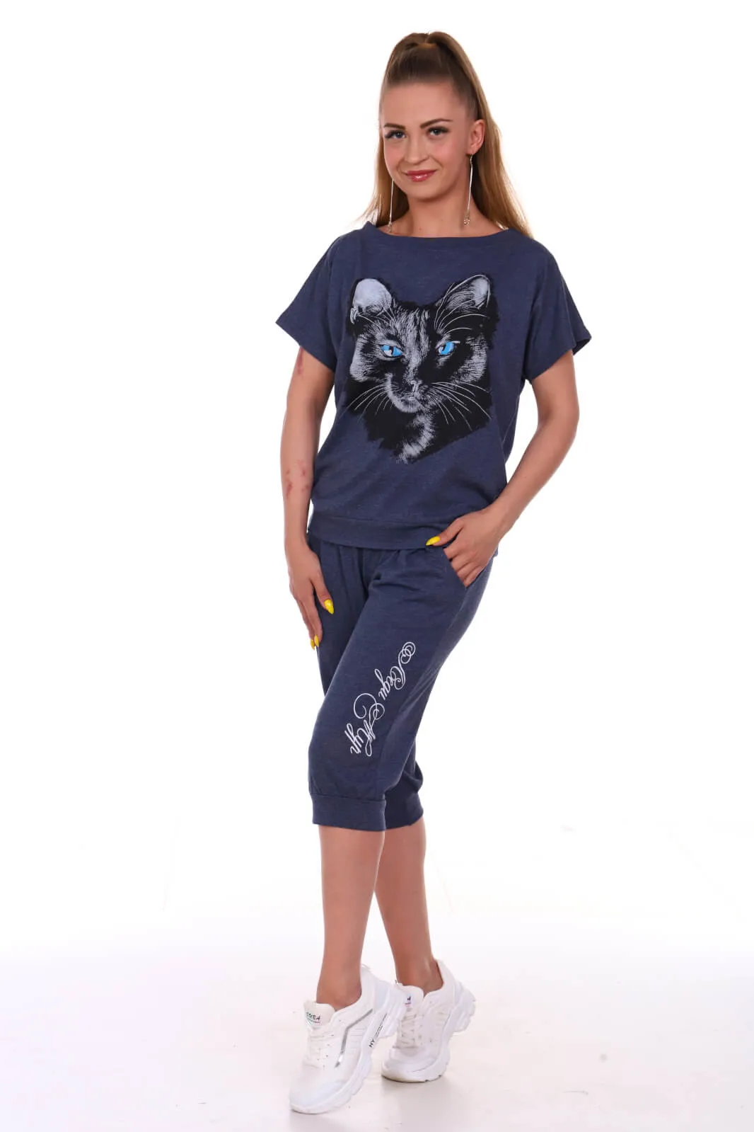 Женский костюм для дома с шортами |