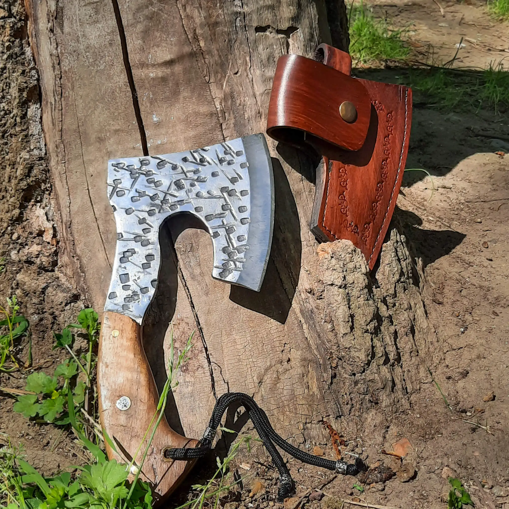 구매 YUTPA 도끼 바이킹 사냥 캠핑 생존 비상 도구, 수제 나무 손잡이 싱글 핸드 토마호크 전술 미끄럼 방지