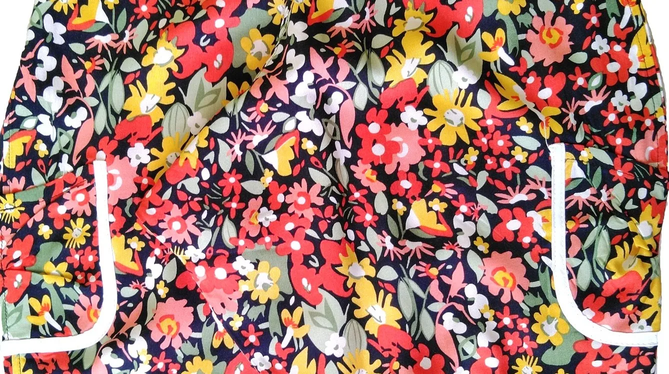 

Summer 2021 Girls Children Kids Authentic Shalwar Flower Patterned Bias Pocket Detailed Shalwar Trousers Special Design Model