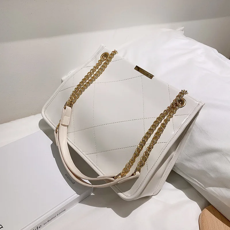 

VALTIS Lattice Shoulder Bag Women Crossbody Bags 2021 Ladies Tote Bag Luxury Handbags Bags Designer Chain Black White Yellow