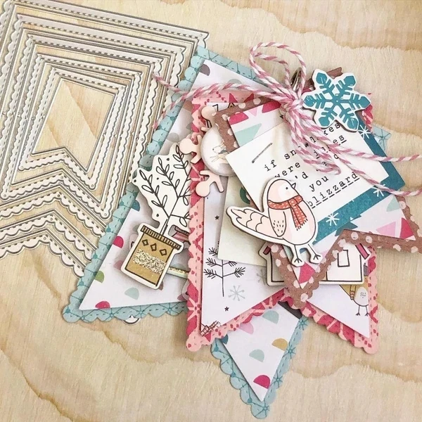

Stitched Lace Tag Decor Dies