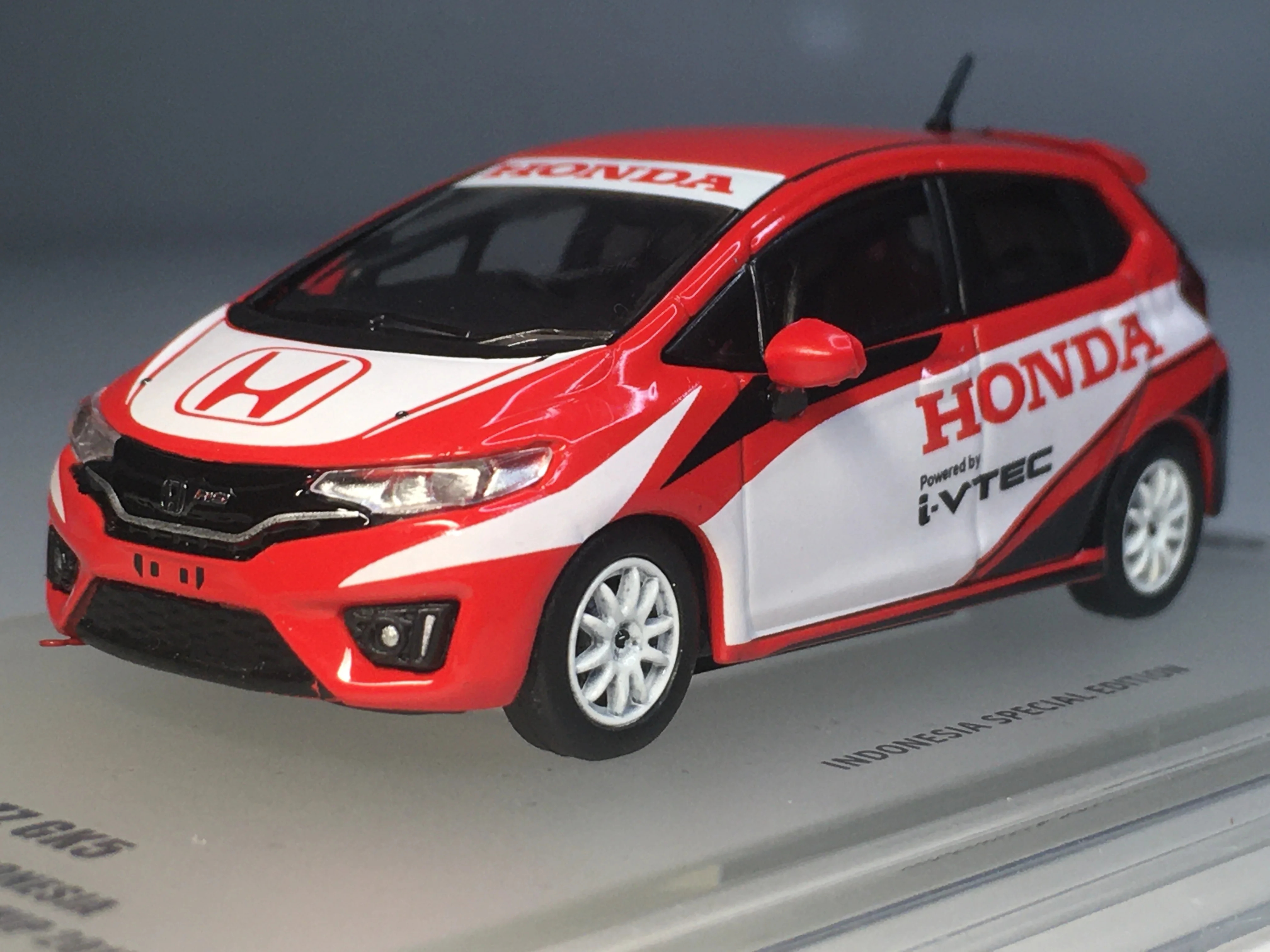 

INNO 1/64 HONDA JAZZ GK5 Индонезия Специальный выпуск литых под давлением моделей автомобилей Ограниченная Коллекция