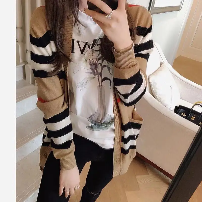 

Knitted Cardigan Jacket Women Spring 2021 New Korean Loose Sweater Plus Size Ladies Long-Sleeved Striped Sweater