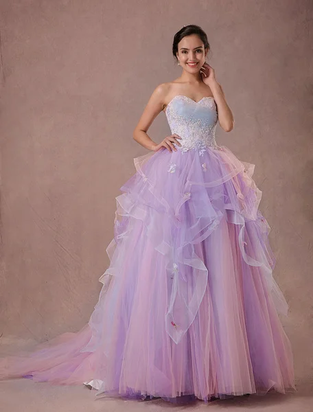 

Tulle Pagent Dress Lace Beading Quinceanera Dress Chapel Train Sweetheart Strapless Luxury Princess Dress