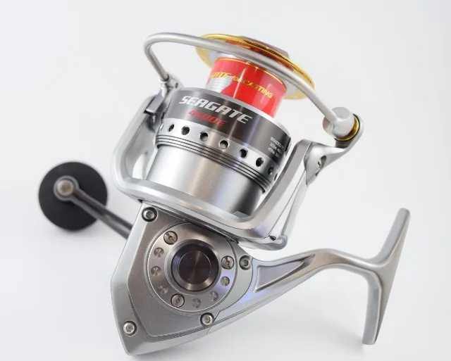 Катушка безынерционная силовая DAIWA Seagate 4000 H | Спорт и развлечения