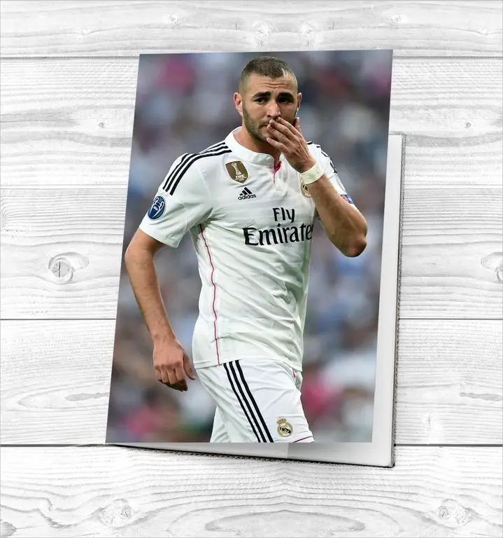 Обложка Бензема Карим Benzema Karim на паспорт №7 | Багаж и сумки