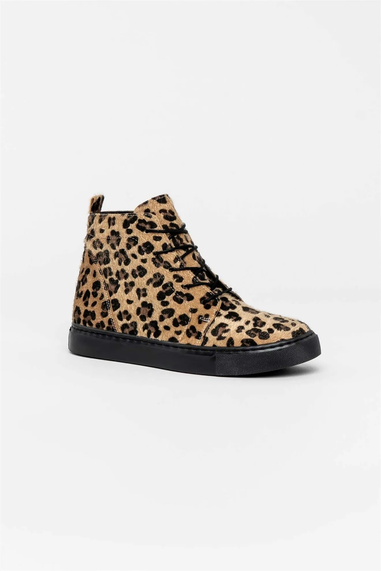 

Women boots Leopard leather model fashion design shoes