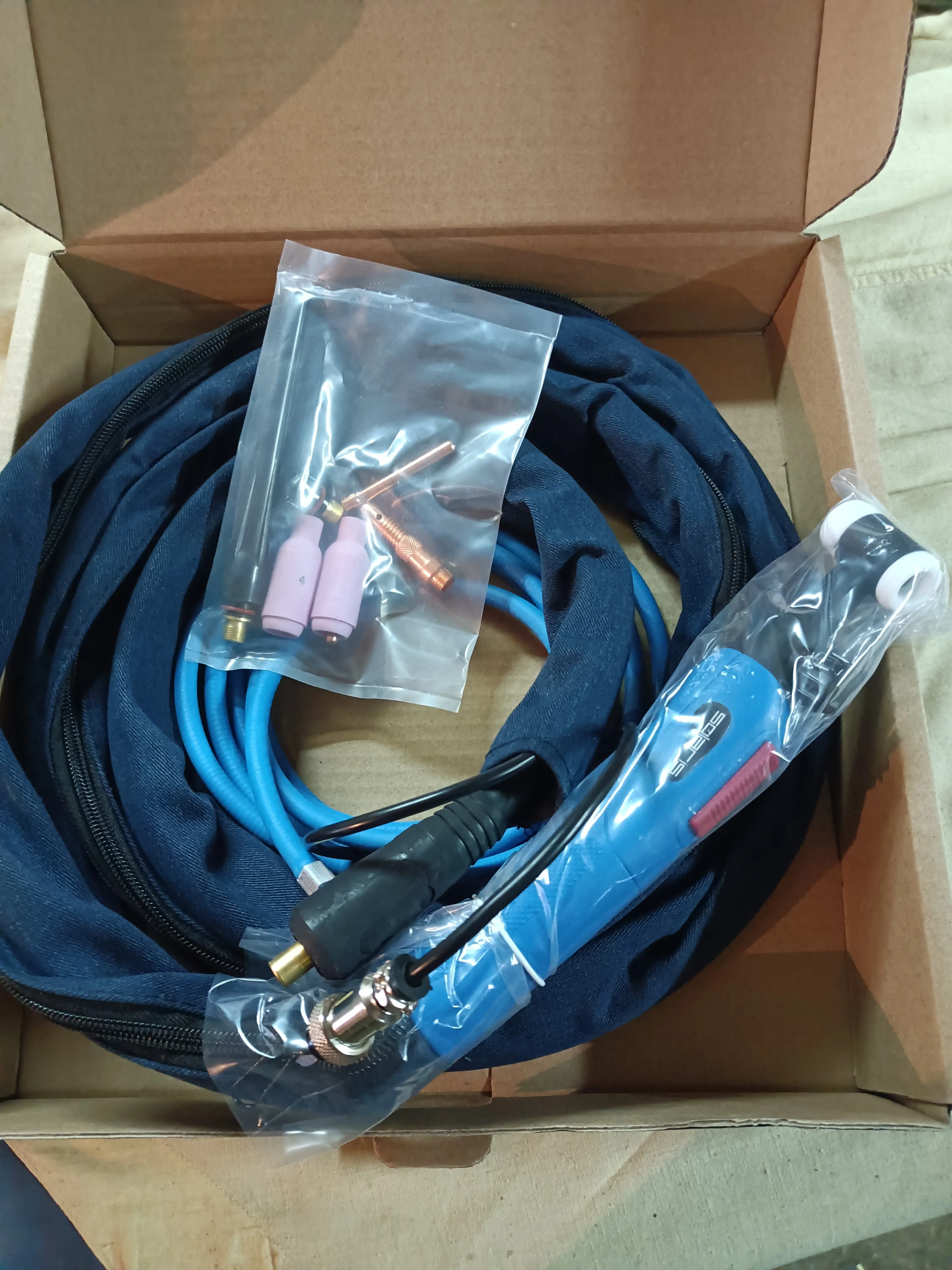 Welding torch Tig wgt-17v 4 m 150A connector 10-25 valve Solaris | Инструменты