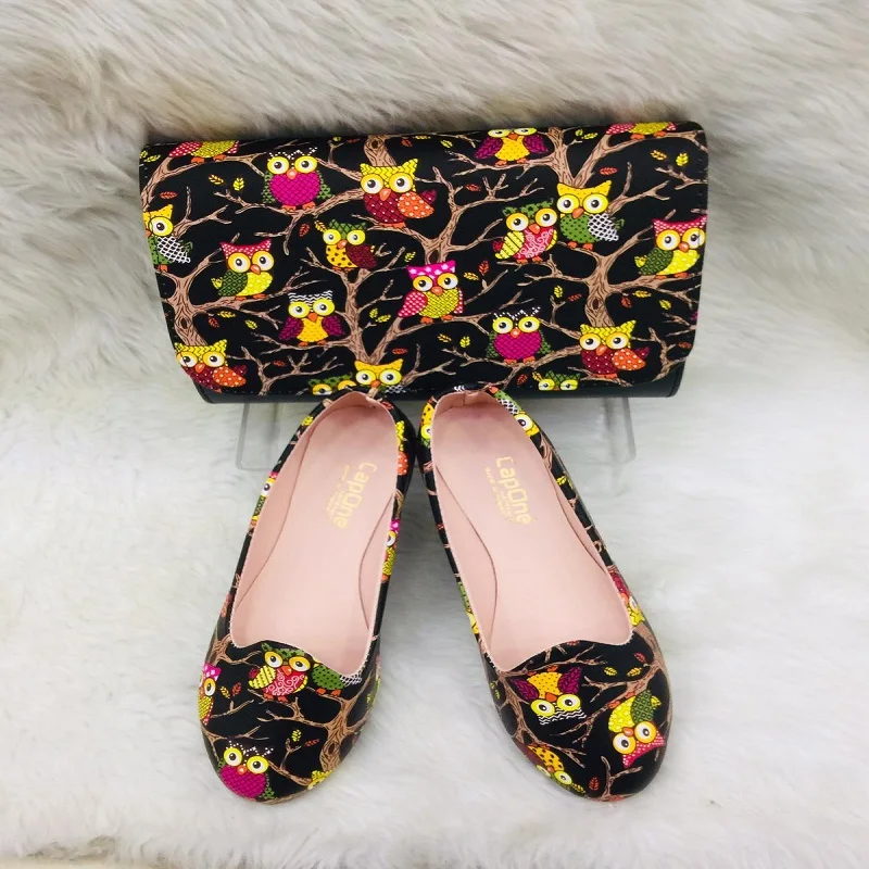 

Art Shoes Women's Sneaker & Bag Combination