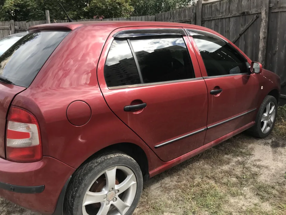 ветровики для шкода фабиа седан хэтчбэк 1997-2007 оконные дефлекторы окна