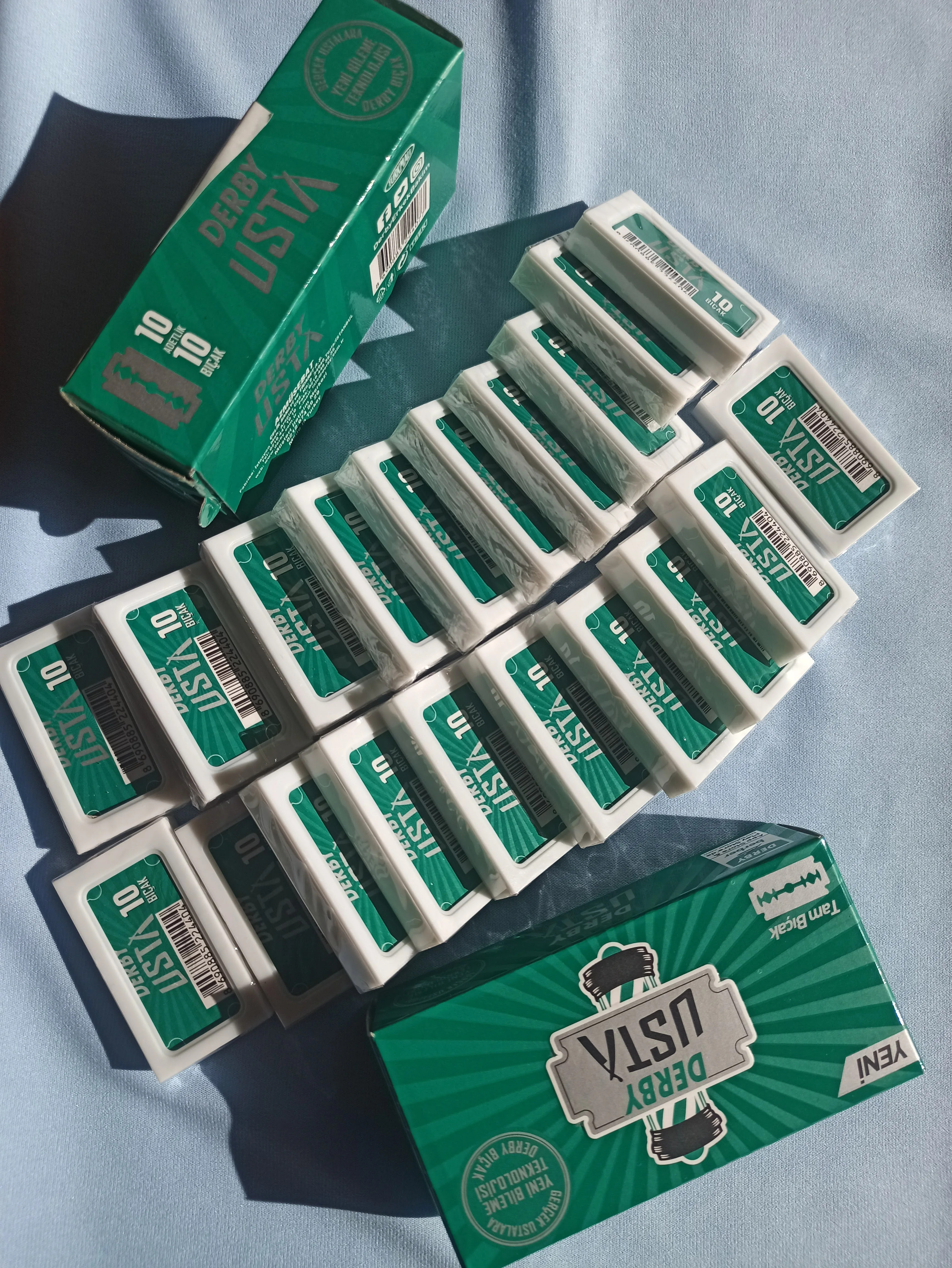 

1 buy 1 get free Treet Platinum Razor Blades -Shaving Brush, Astra, Treet, Perma-sharp,Deby,Shark, Rapira,Blue Diamond , Tiger