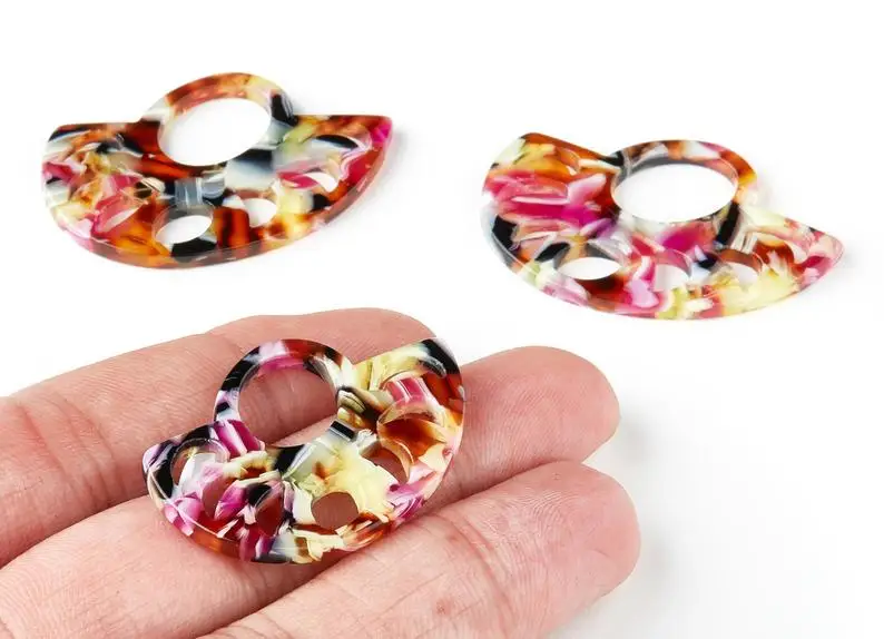 

Acetate Fan Charms - Fan Earring and Pendant - Earring Finding - Jewelry Supplies - 2Pcs/Lot - 59.13x23.95x2.55mm - AC1448