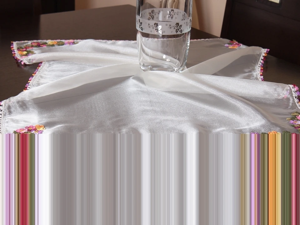 

Needle Embroidered Salon Kit