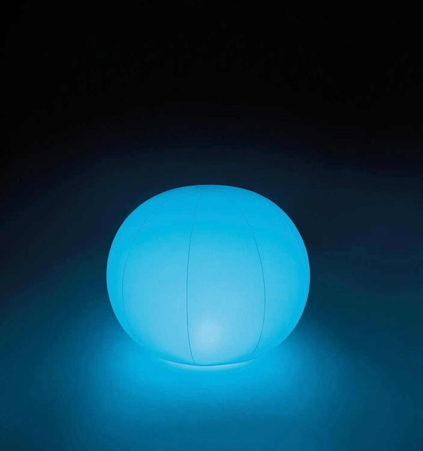 Светодиодная лампа  плавающий шар подсветка для бассейна 89х79см Intex арт.68695 |