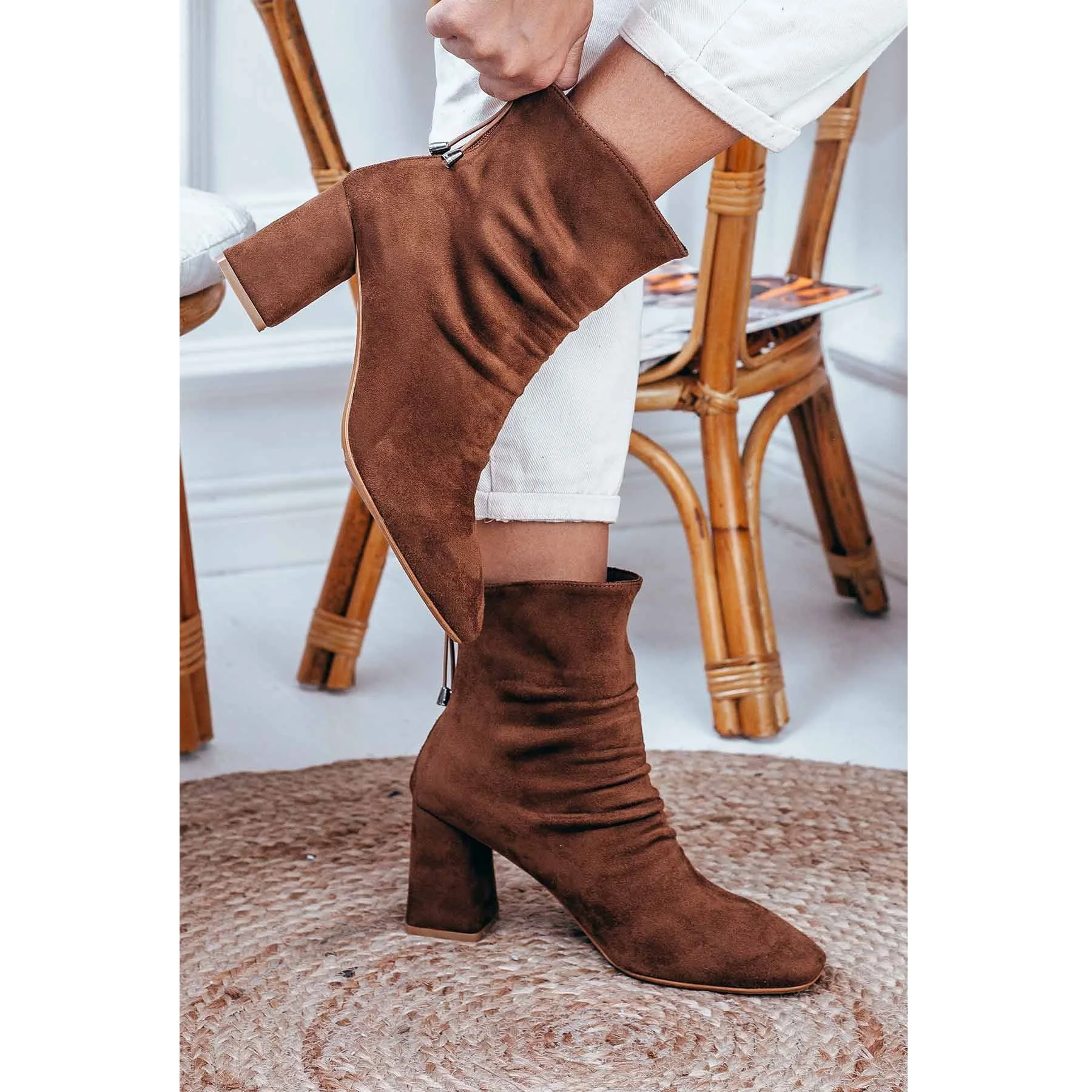 

Tan Color PU Suede Leather New Season Fashion 2021 Autmn Winter Stylish Standard Mold Comfortable Women Lady Female Boots