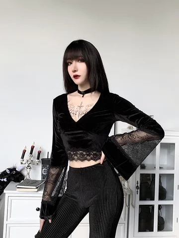 Сексуальный женский Готический укороченный топ InsGoth с расклешенными длинными рукавами, кружевная ажурная черная футболка, облегающий женский топ в стиле ретро с V-образным вырезом, элегантный топ