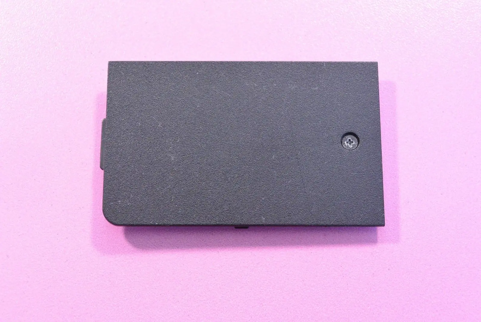 HP Pavilion dv2700 dv2000 dv2500 cover закрывающая WiFi module 417073-001 60. 4f609.001 |
