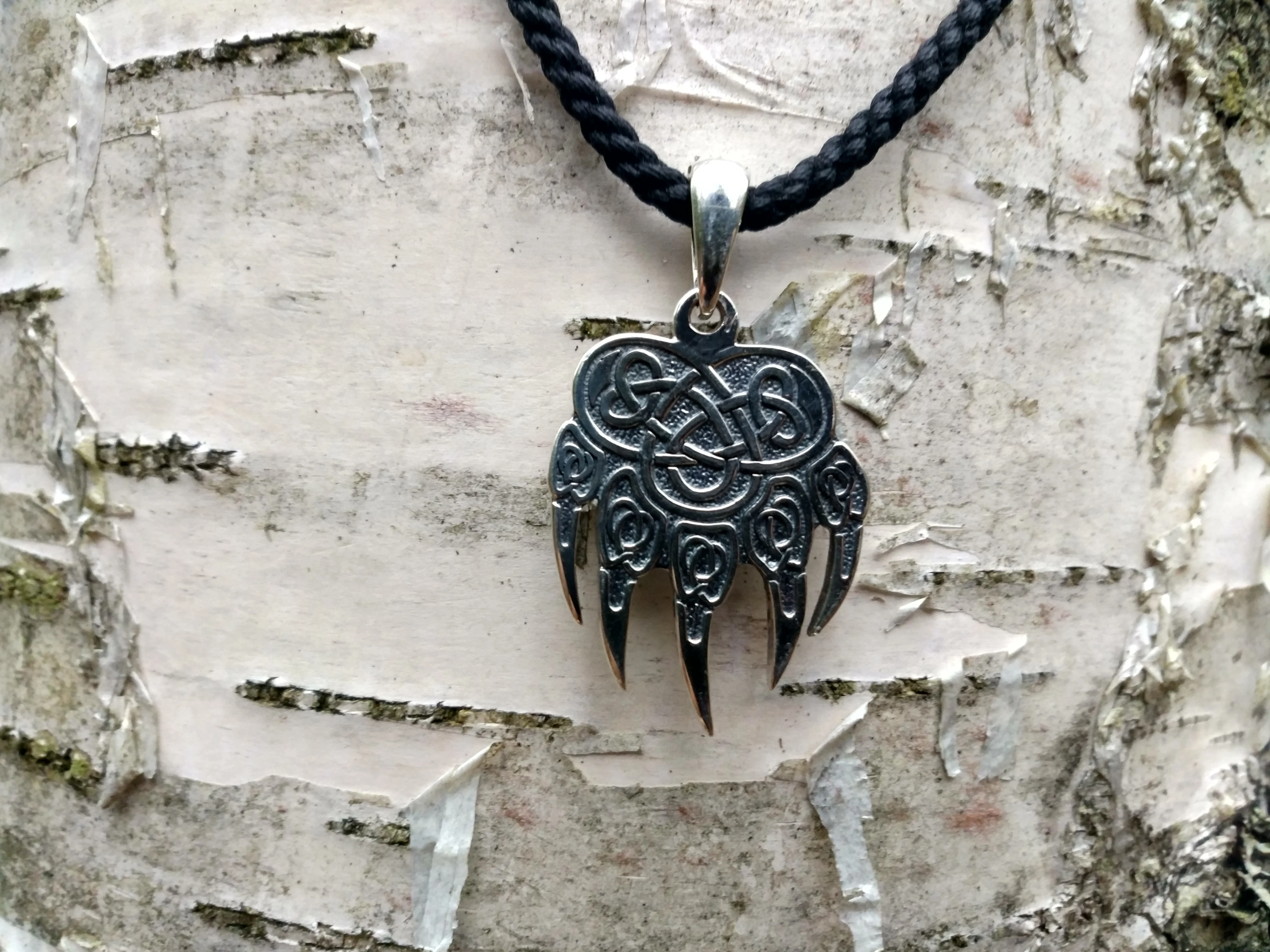 Славянский оберег &quotПечать Велеса Медвежья Лапа&quot Серебро 925 пр. Чернение. Вес