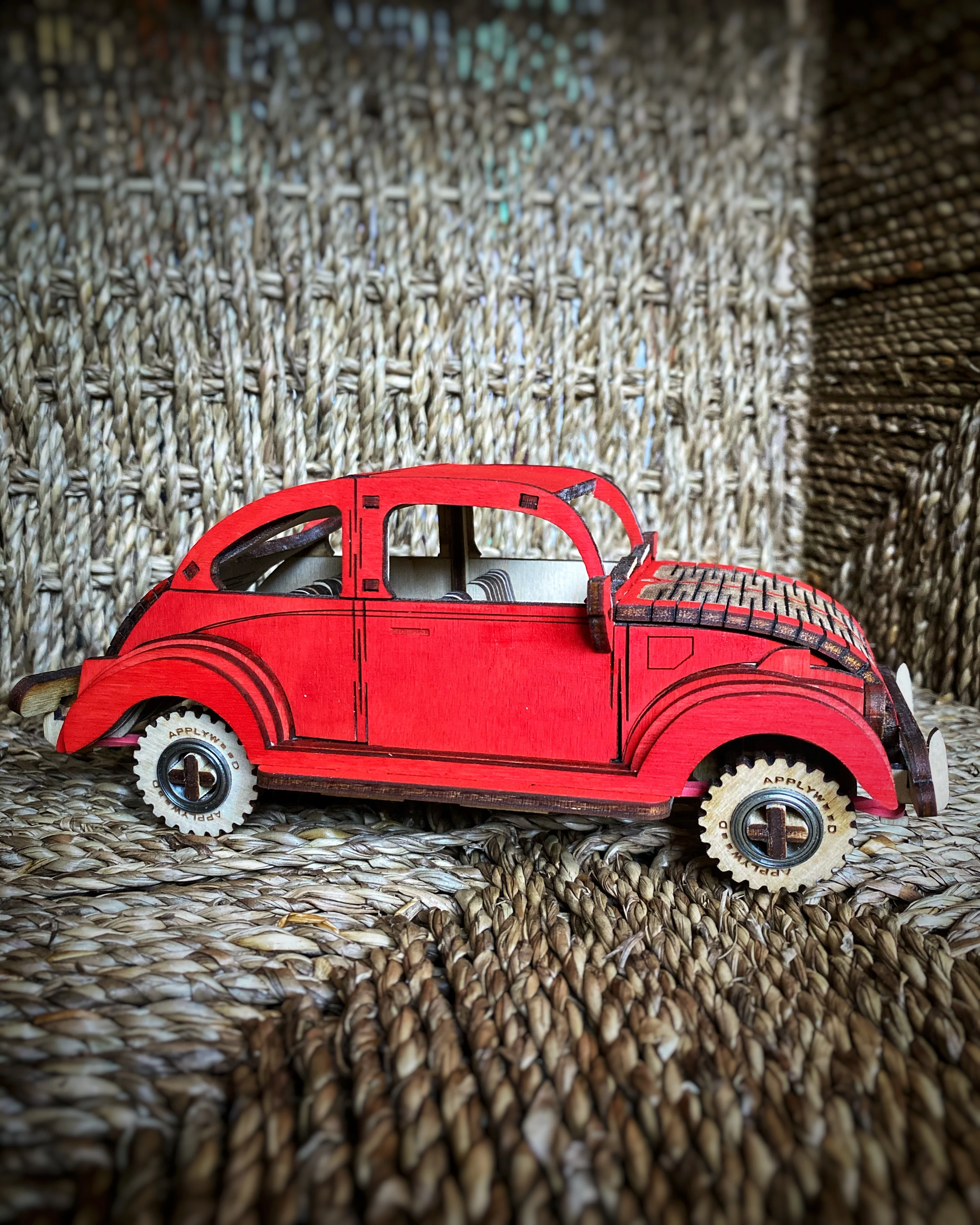 Фольксваген жук vw beetle kafer деревянная игрушка ручной работы |