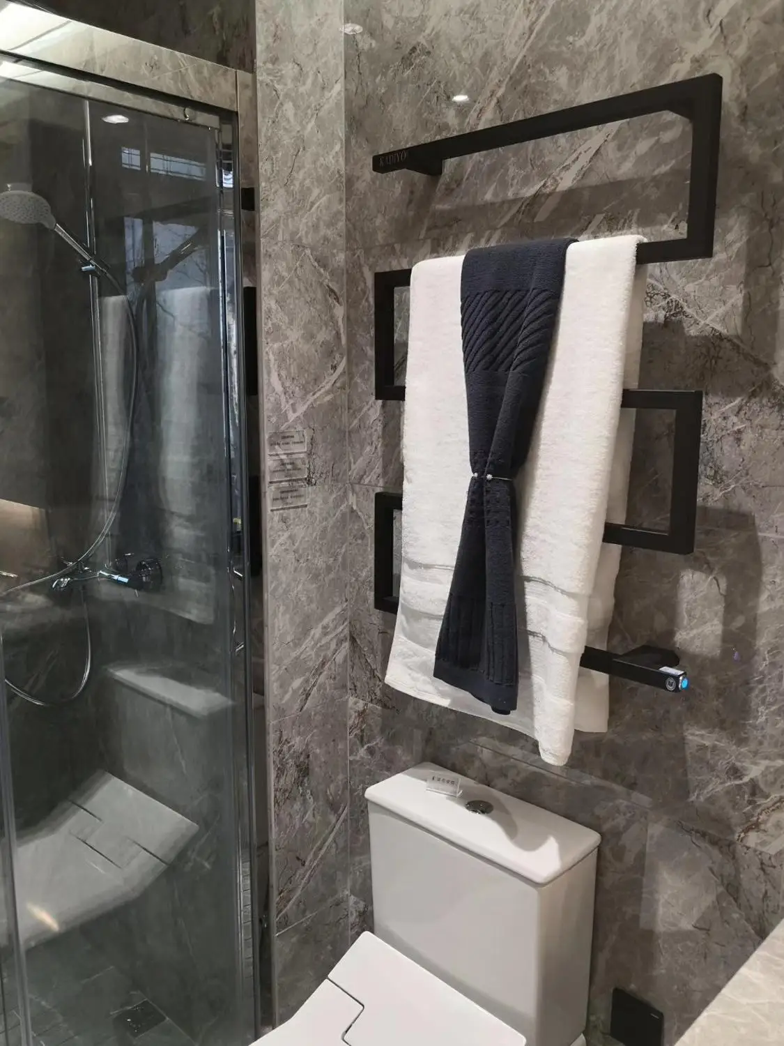 

Electric warmer Towel