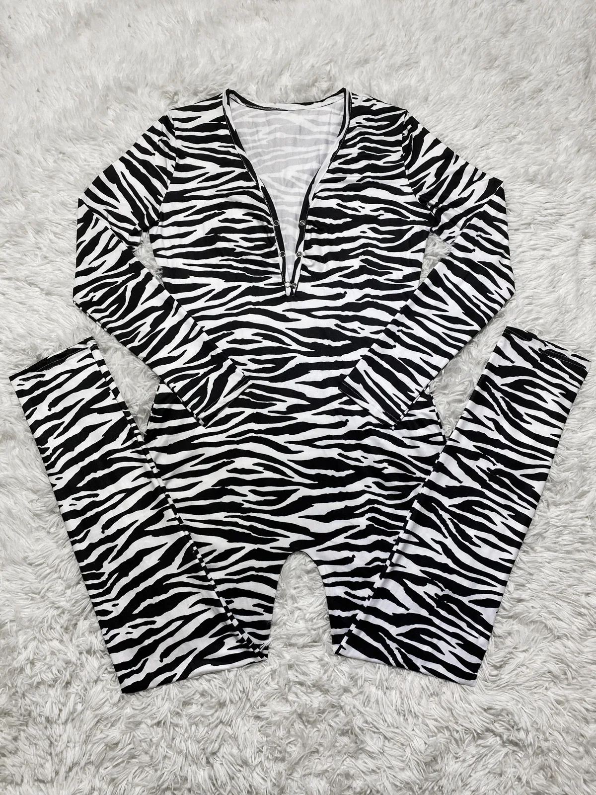 Spring Indoor Casual Leopard and Zebra Print Long-Sleeved Deep V Sexy 2022 Jumpsuit for Women