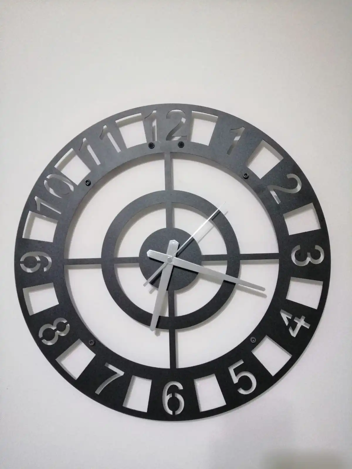 WOODSHUT METAL DUVAR SAATİ MS38042