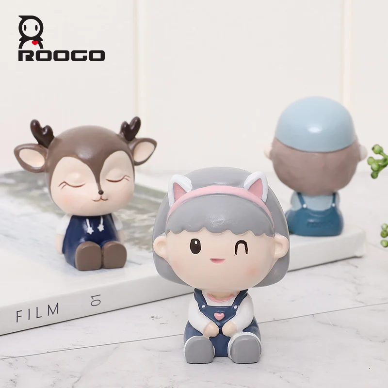

Roogo Home Decoration Cartoon Boy Girl Deer Figurines Resin Lovely Mini Ornament for Car Desktop Birthday Cake Topper