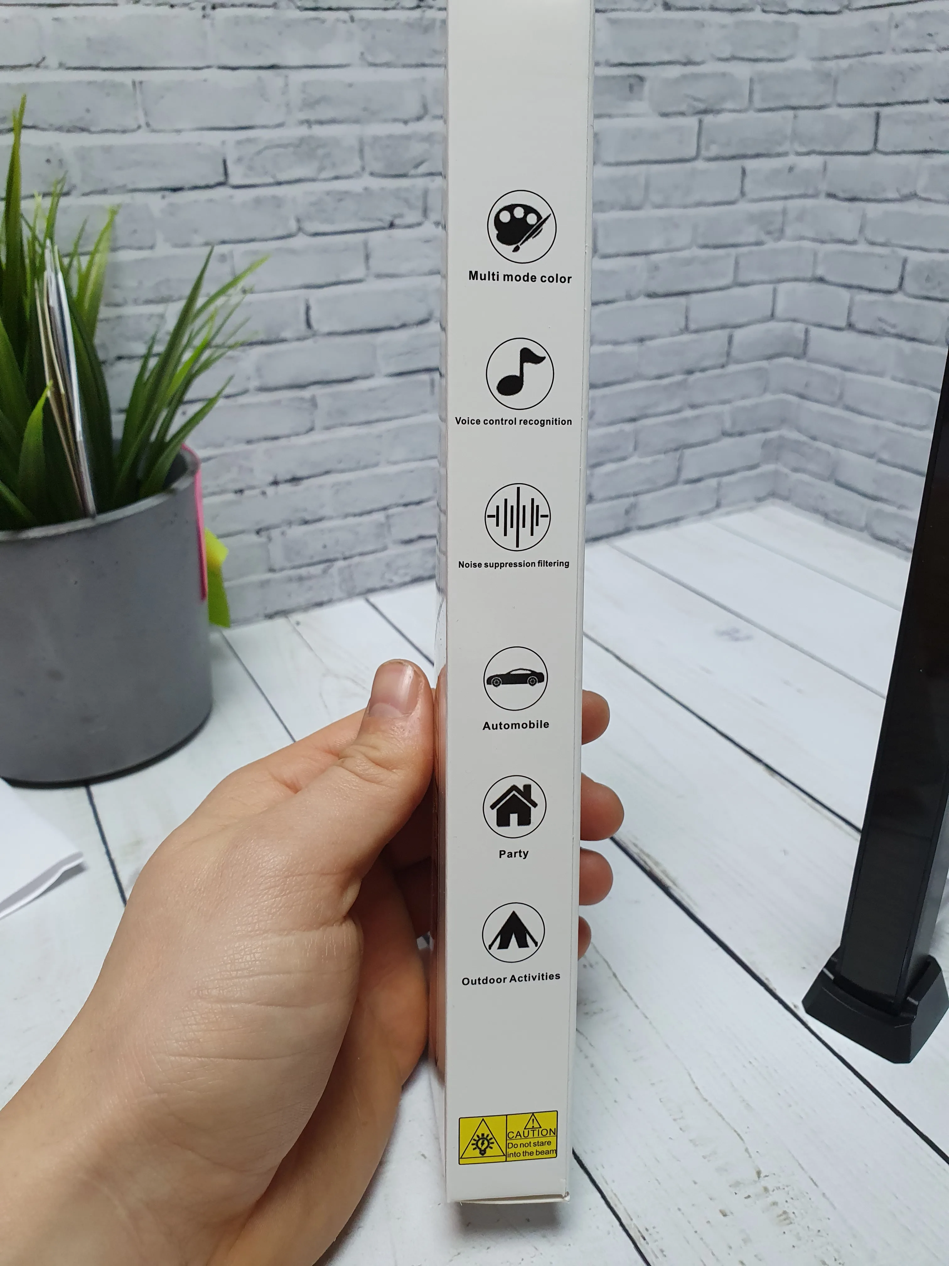 Светодиодная лента с управлением звуком эквалайзер светомузыка разноцветный