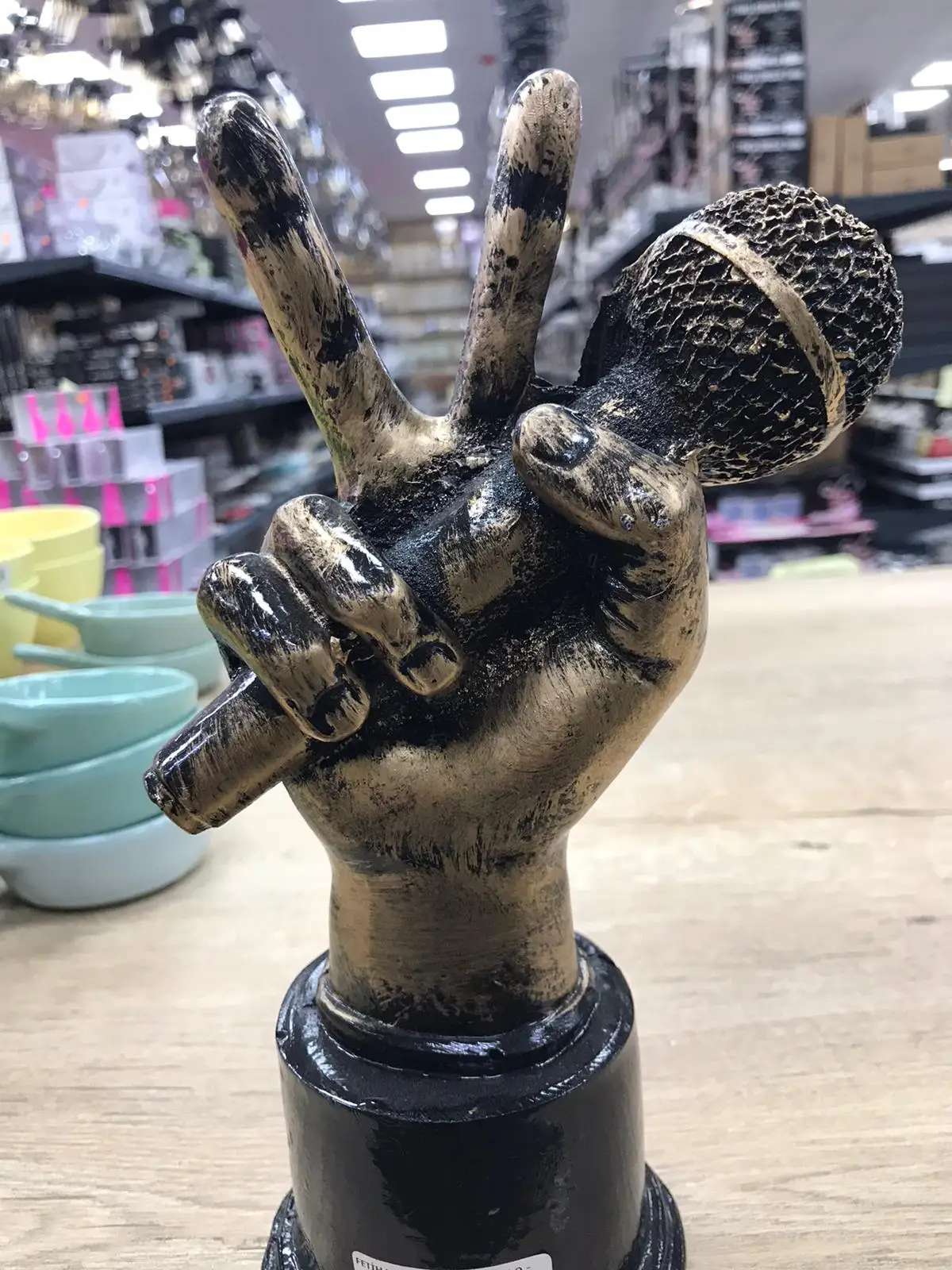 

European Home Decoration Microphone Sculpture Modern Abstract Art Mini Bust Sculpture Art Sketch Practice Masquerade Creativity
