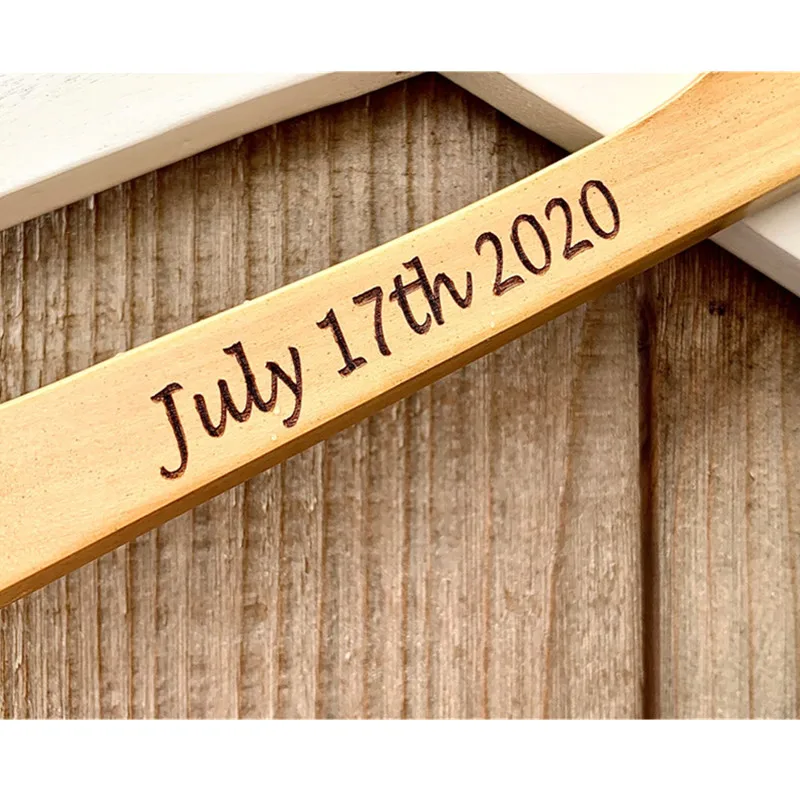 Лазерная резка Свадебная Вешалка деревянные вешалки для свадебных платьев на