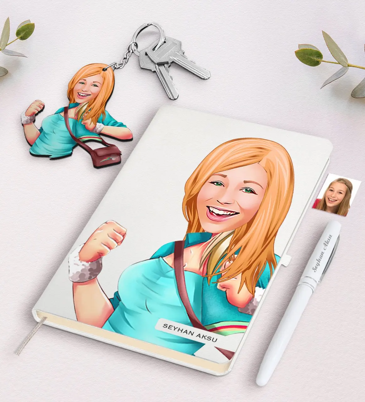 

Personalized Women 'S Caricature Of White Notebook Pen And Keychain Gift Seti-52 Reliable Modern Simple Gift Custom Design moment