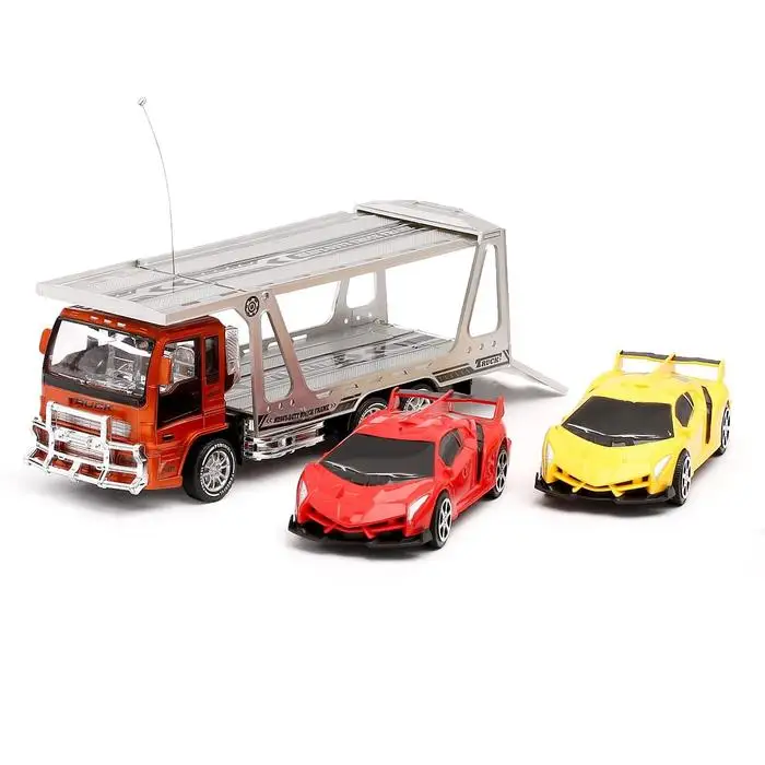 Грузовик радиоуправляемый Автовоз с 2 машинами работает от аккумулятора свет