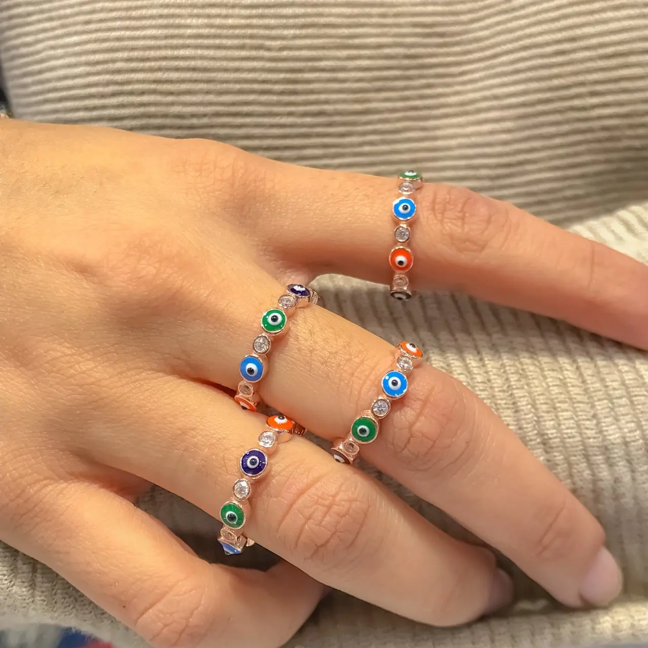 Разноцветное серебряное кольцо с бусинами и сглаза Tamtur|Кольца| |